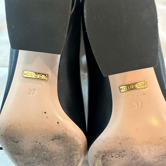 GUCCI Black Scalloped Leather Willow Pearl Embellished Block Heel Pumps Size 37 - Picture 10 of 10